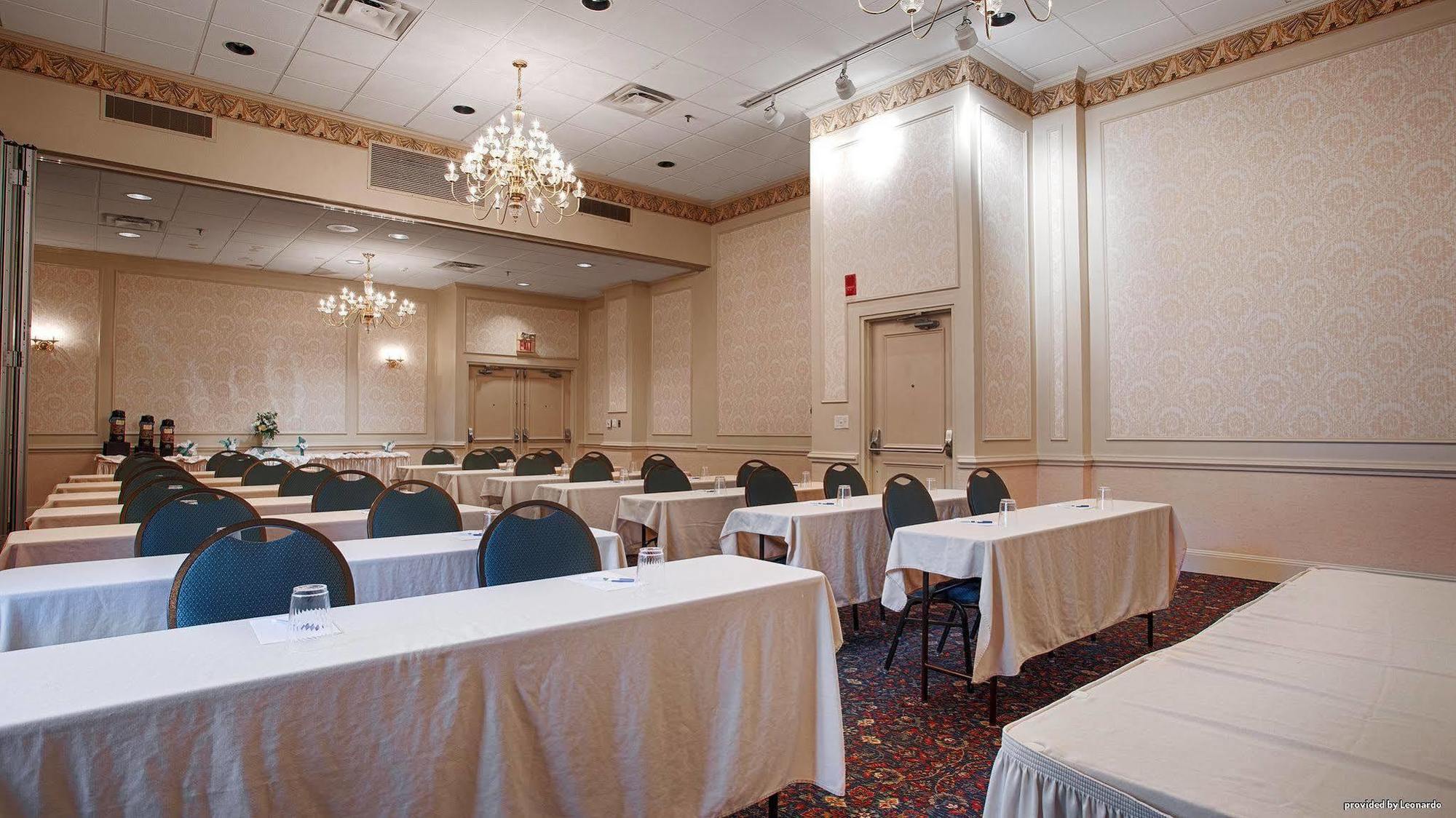 Best Western Plus Chelmsford Inn Экстерьер фото