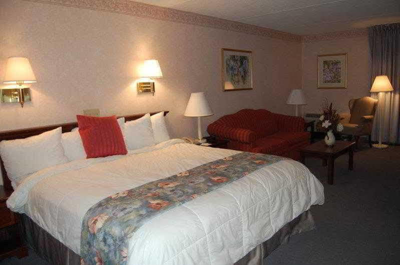 Best Western Plus Chelmsford Inn Экстерьер фото