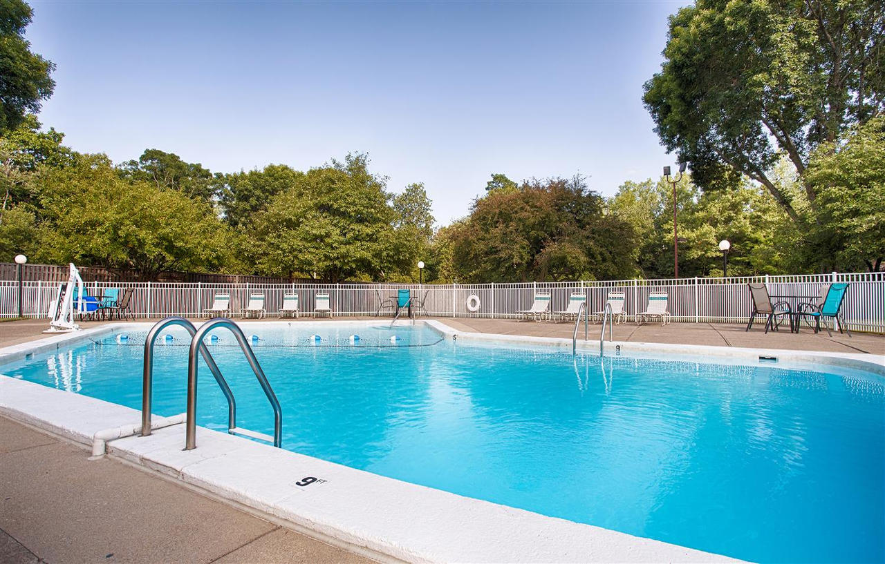 Best Western Plus Chelmsford Inn Экстерьер фото